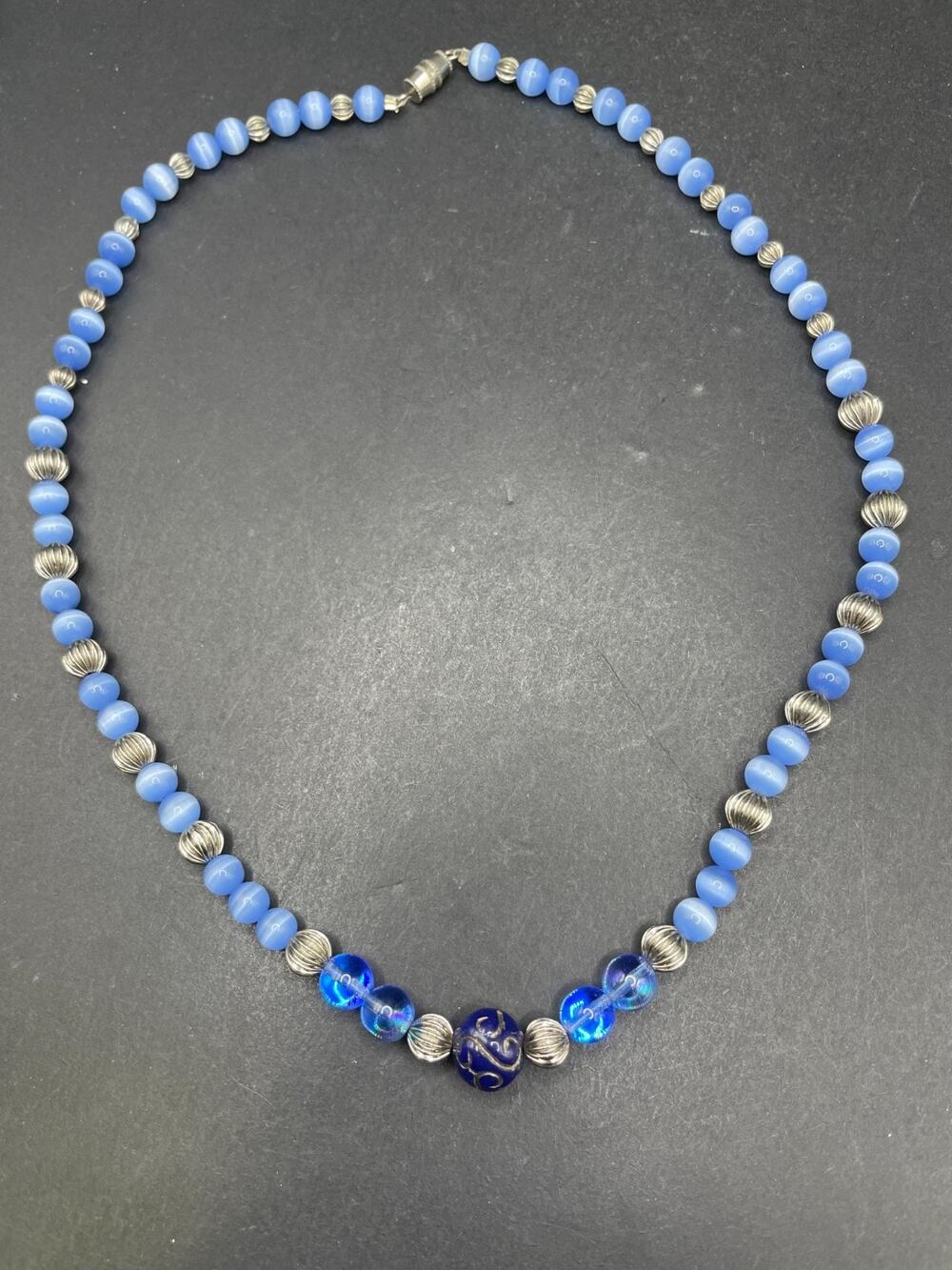 Vintage Handmade Blue Cat’s Eye Glass Bead & Silver Tone Spacer Choker Necklace